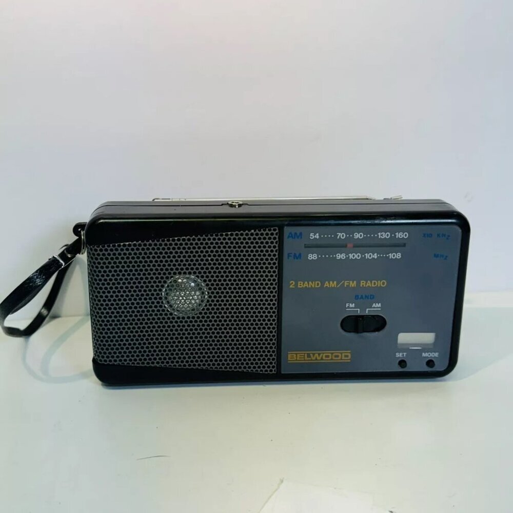 Vintage Belwood 2 Band Am Fm Radio Model 835 With Clock Antenna Works